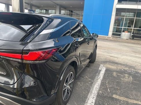 Used 2024 Lexus RX 350 Premium w/ Convenience Package image 2