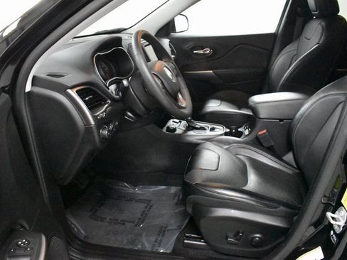 Used 2022 Jeep Cherokee Latitude Lux image 12