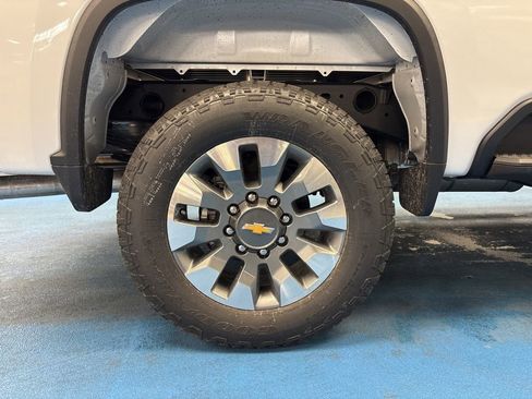 New 2026 Chevrolet Silverado 2500 Custom w/ Custom Value Package AWD/4WD image 5