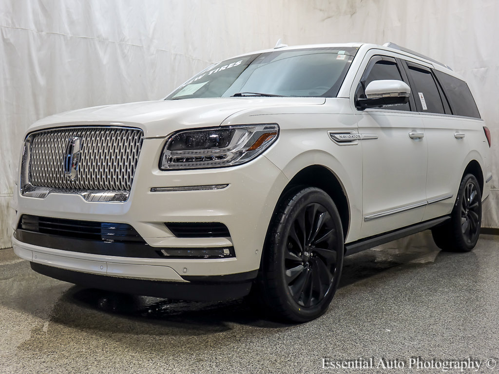Used 2020 Lincoln Navigator Reserve w/ Equipment Group 208A Reserve AWD/4WD image 2