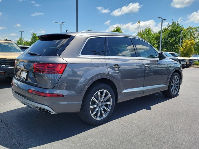 Used 2019 Audi Q7 3.0T Premium Plus w/ Premium Plus Package AWD/4WD image 4