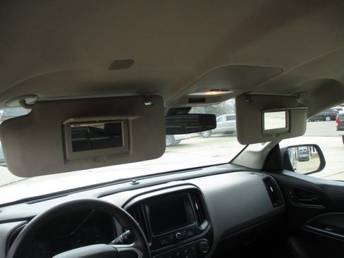 Used 2020 Chevrolet Colorado W/T w/ WT Convenience Package image 34