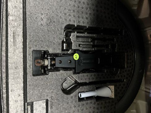 Used 2022 Honda Accord Sport image 11