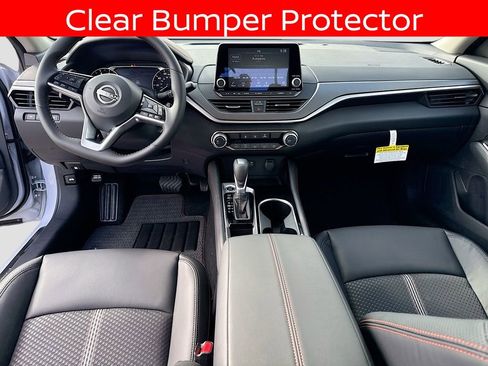 Certified 2025 Nissan Altima 2.5 SR FWD image 21