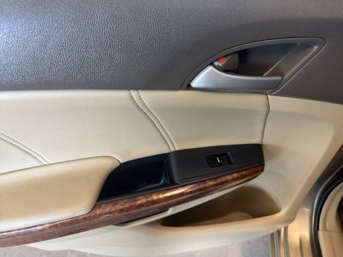 Used 2008 Honda Accord EX-L image 11