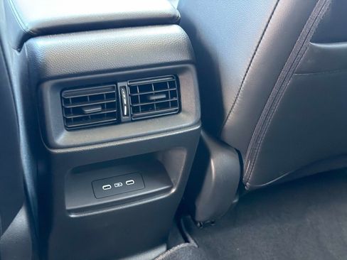 Used 2025 Honda CR-V EX-L image 13