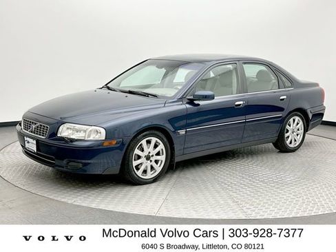 Used 2004 Volvo S80 2.5T AWD/4WD image 1