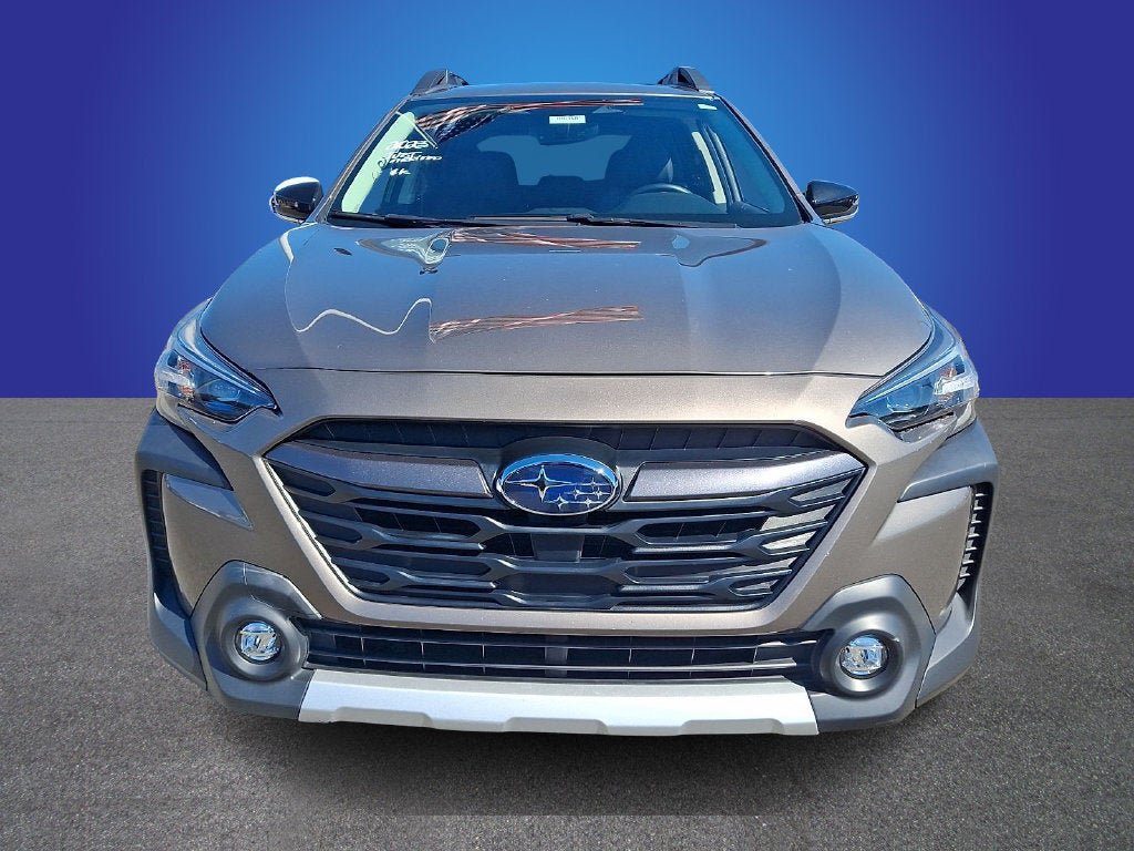 Used 2023 Subaru Outback Limited AWD/4WD image 2