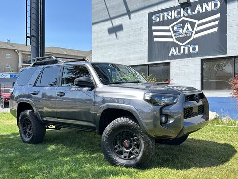 Used 2022 Toyota 4Runner Trail Special Edition image 1