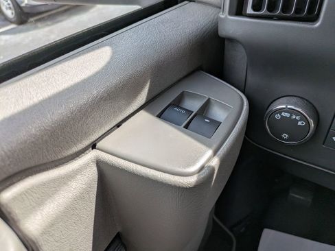 New 2025 Chevrolet Express 3500 w/ Power Convenience Package image 22