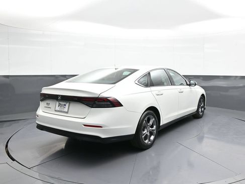 Used 2024 Honda Accord EX image 6