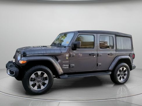 Used 2022 Jeep Wrangler Unlimited Sahara AWD/4WD image 14