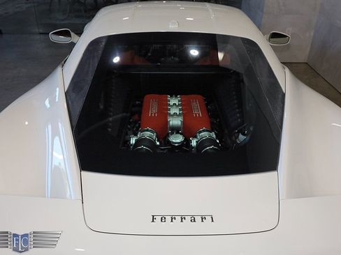 Used 2014 Ferrari 458 Italia Coupe RWD image 16