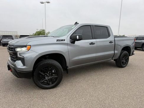 Used 2024 Chevrolet Silverado 1500 LT Trail Boss w/ LT Trail Boss Premium Package image 2