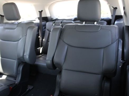 New 2026 Ford Explorer Active w/ Active Comfort Package AWD/4WD image 23