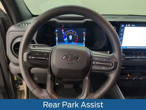 Used 2023 Chevrolet Colorado Trail Boss w/ Technology Package image 40