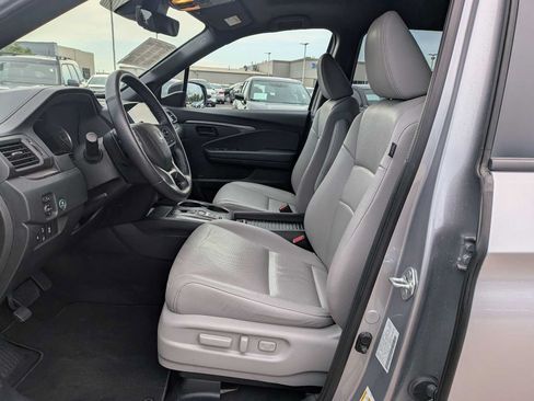 Certified 2023 Honda Passport EX-L image 3