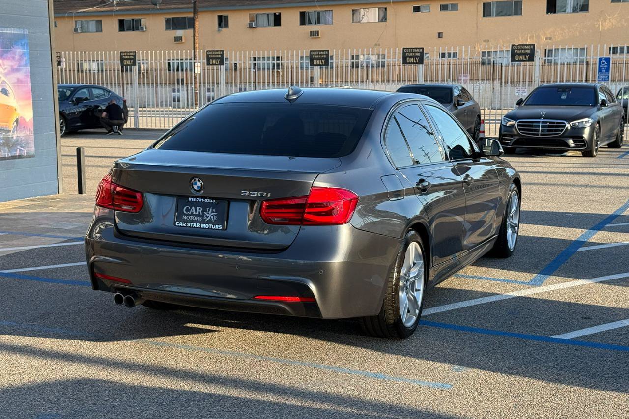 Used 2018 BMW 330i Sedan RWD image 6