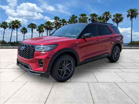 New 2025 Ford Explorer ST-Line w/ Premium Package image 4