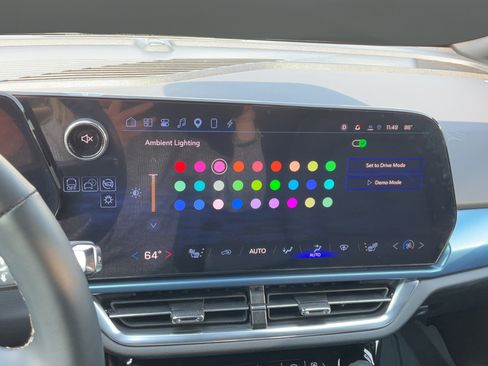 Used 2024 Chevrolet Equinox EV LT FWD image 37