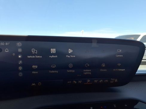 Used 2025 Buick Enclave Avenir w/ Trailering Package, 5000 lbs. FWD image 21