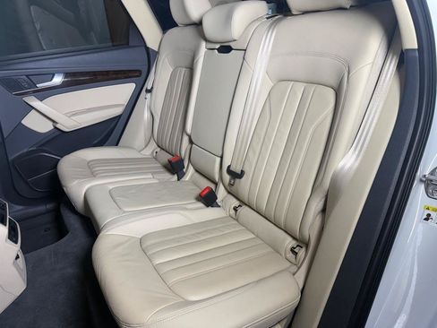 Used 2018 Audi Q5 2.0T Premium Plus AWD/4WD image 29