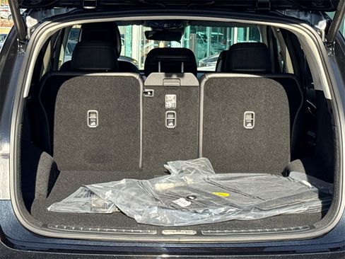 New 2026 Genesis GV80 2.5T Select image 18