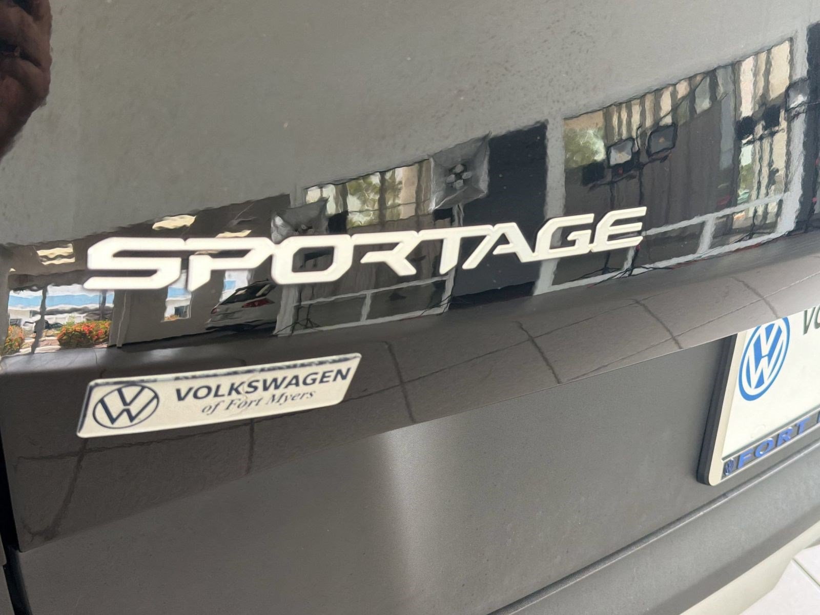 Used 2023 Kia Sportage EX FWD image 33
