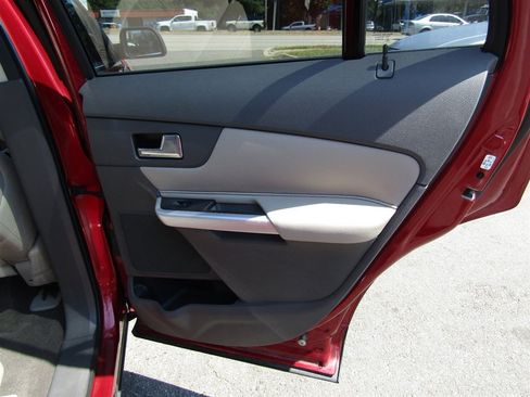 Used 2013 Ford Edge Limited AWD/4WD image 17