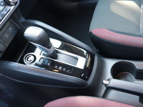 Used 2025 Nissan Versa SR w/ Trunk Package image 17