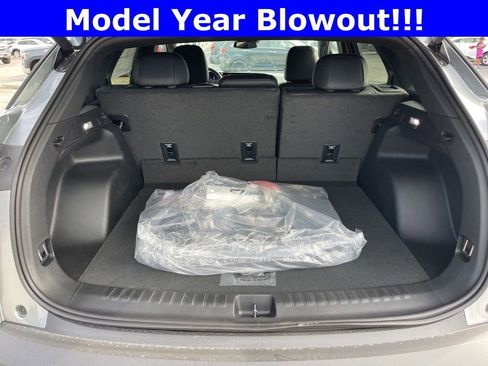 New 2024 Chevrolet Blazer EV LT AWD/4WD image 35