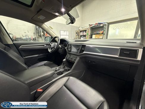 Used 2021 Volkswagen Atlas SE w/ Panoramic Sunroof Package AWD/4WD image 39