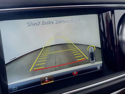 Used 2018 Mercedes-Benz SL 550 image 16