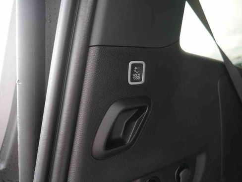 New 2025 Jeep Wagoneer Series II w/ Convenience Group I image 9