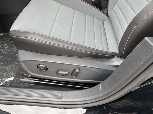 New 2026 Volkswagen Jetta SE image 14