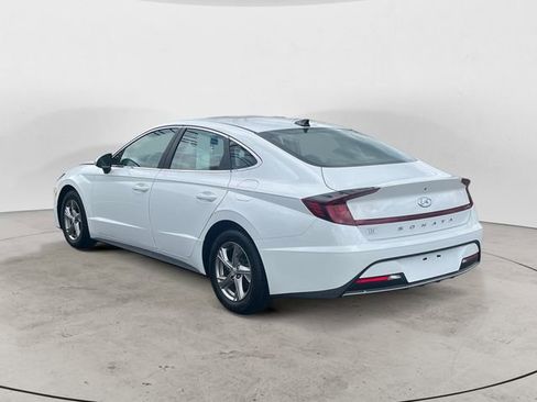 Used 2023 Hyundai Sonata SE w/ Cargo Package FWD image 3