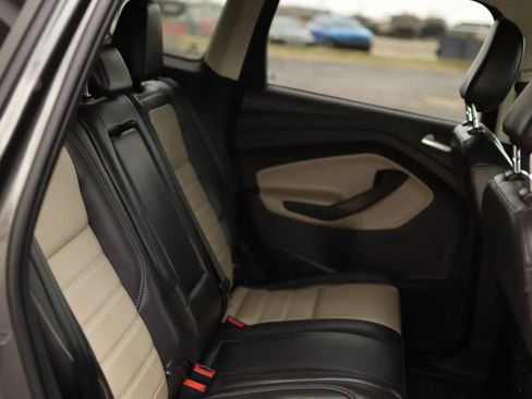 Used 2019 Ford Escape SEL AWD/4WD image 43
