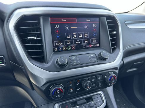 Used 2020 GMC Acadia SLT image 19