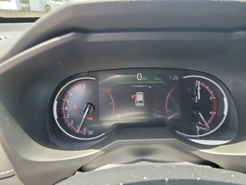 Used 2023 Toyota RAV4 XLE w/ Convenience Package AWD/4WD image 3