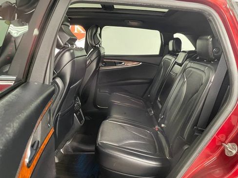Used 2019 Lincoln Nautilus Reserve w/ Driver Assistance Package AWD/4WD image 22