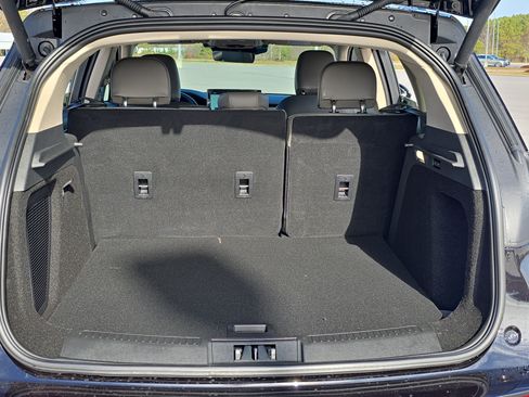 New 2026 Lincoln Corsair Premiere image 12