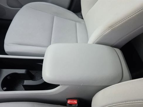 Used 2024 Hyundai Kona SEL FWD image 46