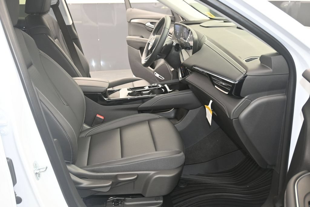 Certified 2026 Buick Envision Preferred AWD/4WD image 11