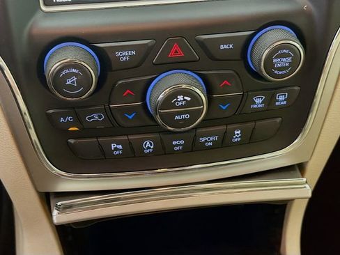 Used 2017 Jeep Grand Cherokee Limited RWD image 19