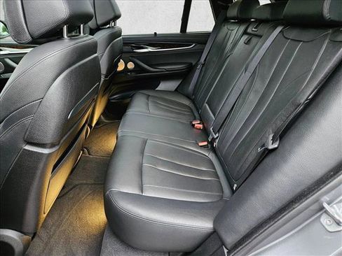 Used 2015 BMW X5 xDrive50i AWD/4WD image 16