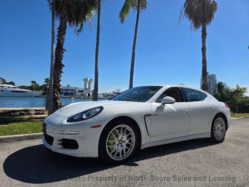 Used 2015 Porsche Panamera S image 19