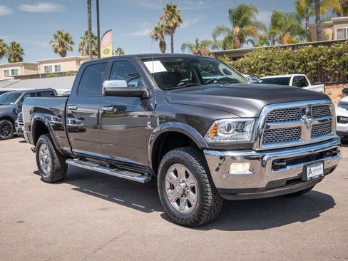 Used 2018 RAM 2500 Laramie w/ Convenience Group image 4