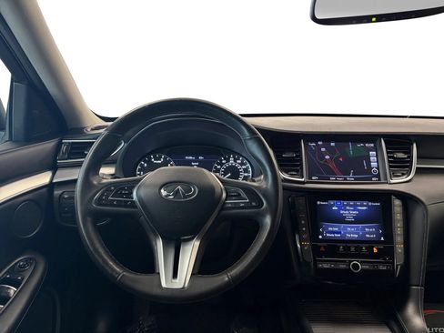 Used 2019 INFINITI QX50 Luxe w/ Navigation Package AWD/4WD image 28