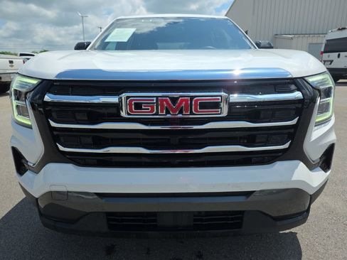 Used 2026 GMC Terrain Elevation FWD image 2