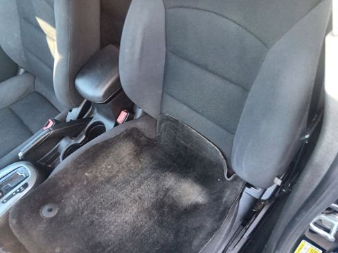 Used 2016 Chevrolet Cruze LT image 19